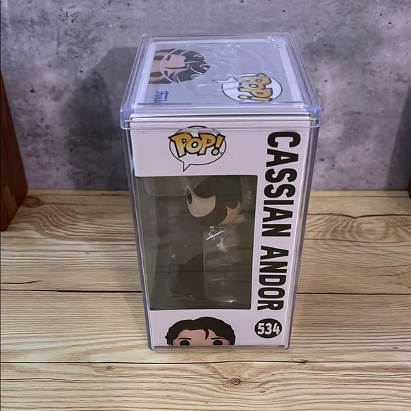 Funko Pop! Cassian Andor #534 - Picture 2 of 7